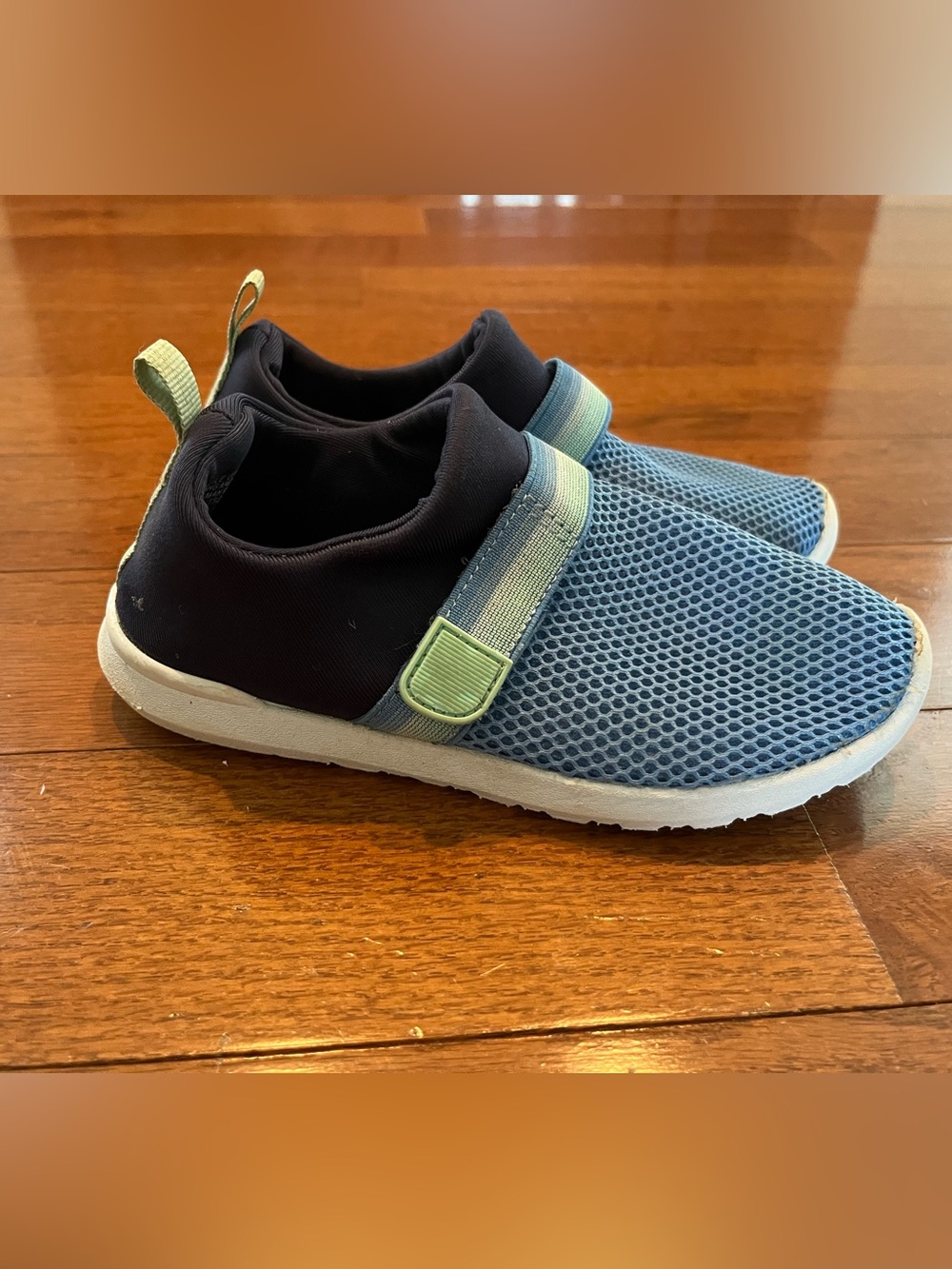 Boys Cat&Jack Water Shoes Size 12